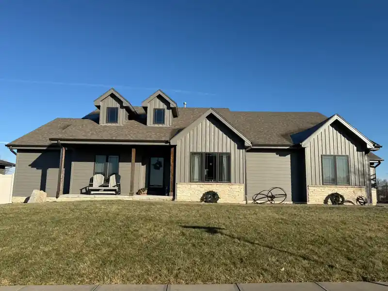 James Hardie fiber cement siding installation on Omaha home by Royalty Roofing and Siding