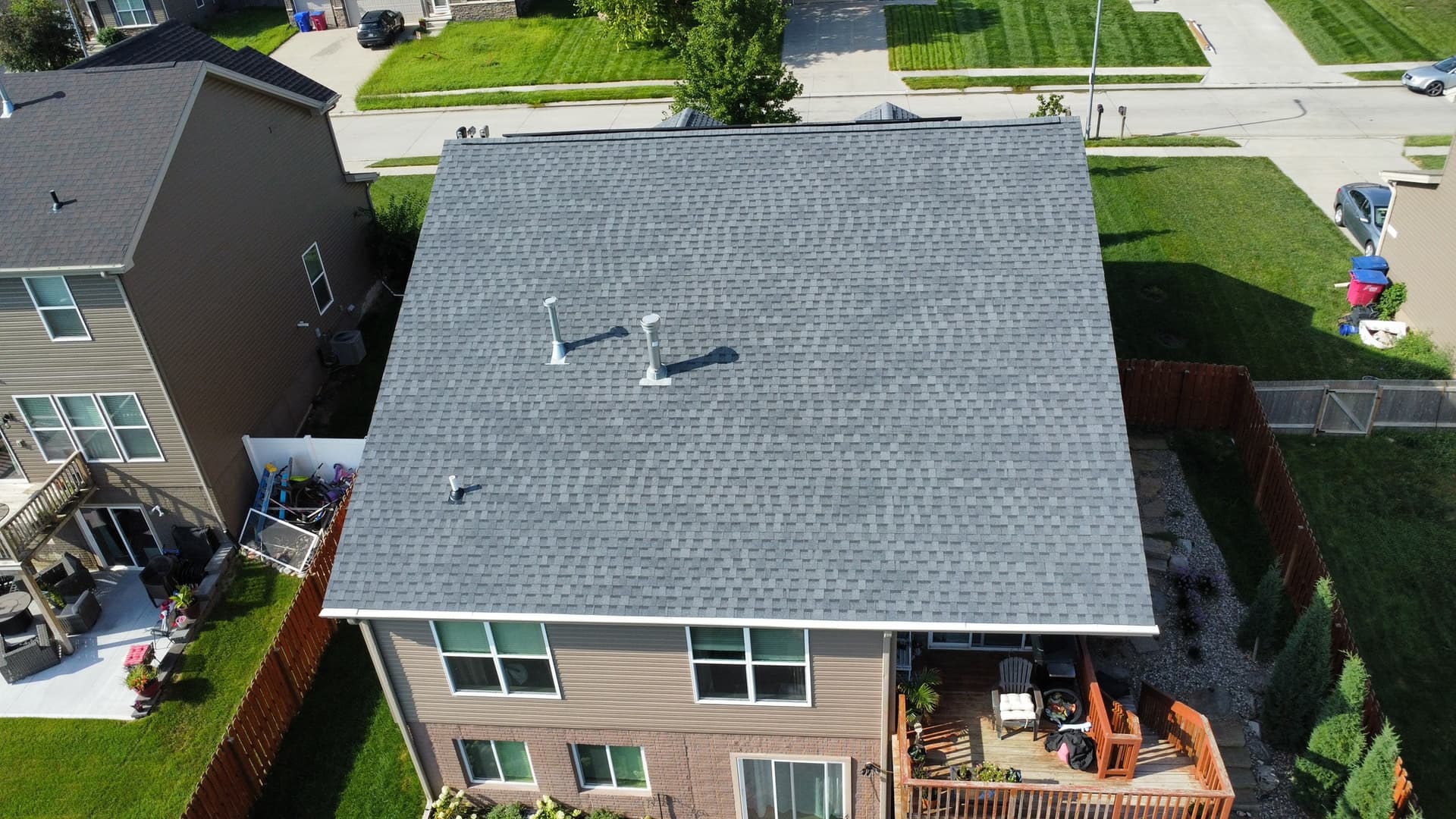 CertainTeed roofing shingles installed on Omaha home by Royalty Roofing and Siding