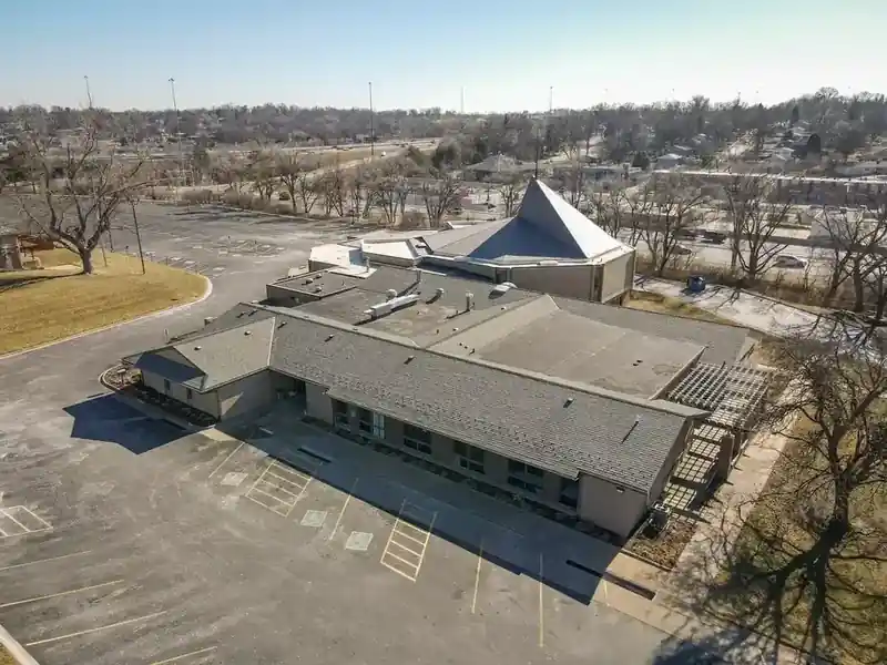Repairs - Commercial roofing services by Royalty